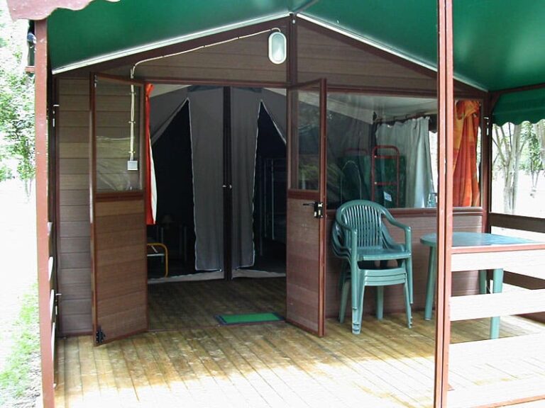 bungalow-camping-ardeche-3