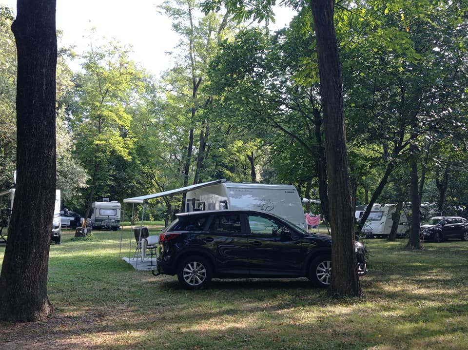 emplacement-tente-caravane-camping-car-camping-ardeche-3